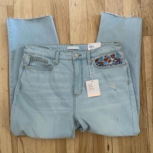 Cropped Flower Jeans